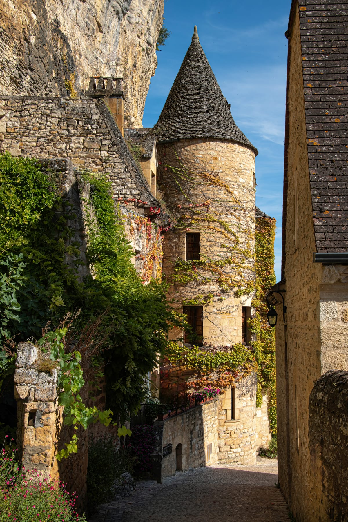 Village et paysage de Dordogne